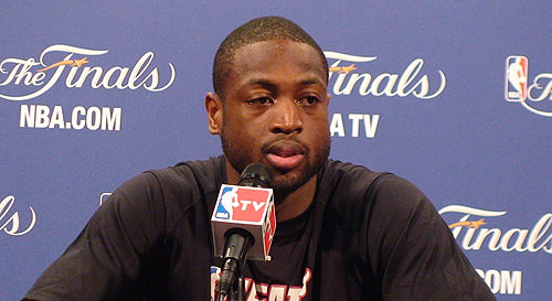 对近战强贴 对近战强贴