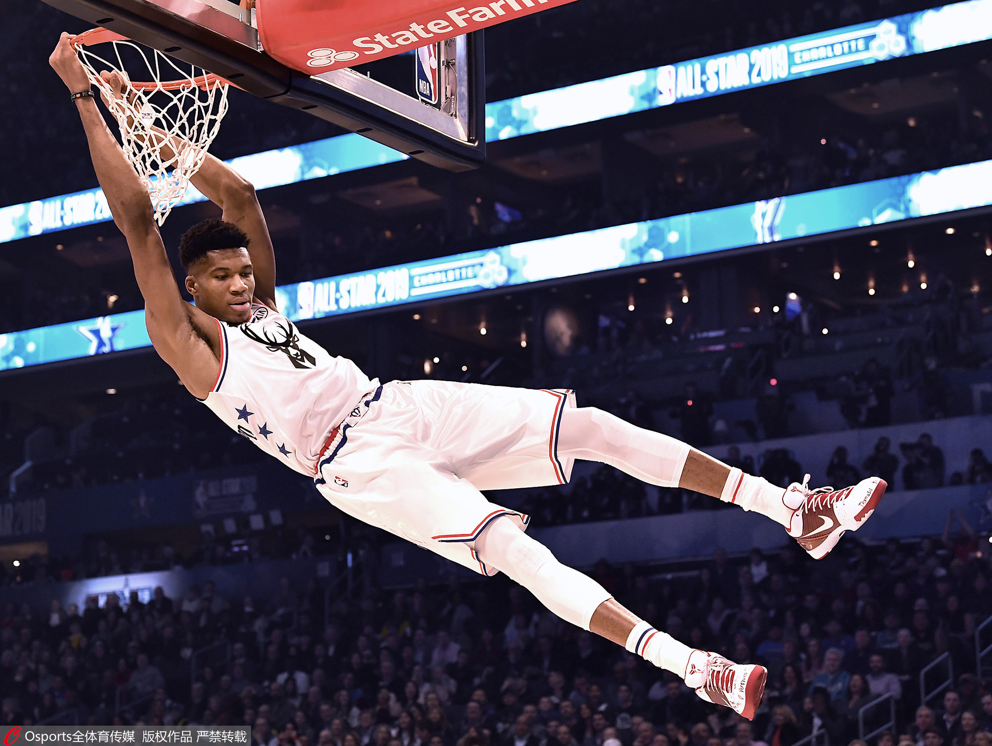 一个三分 一个三分